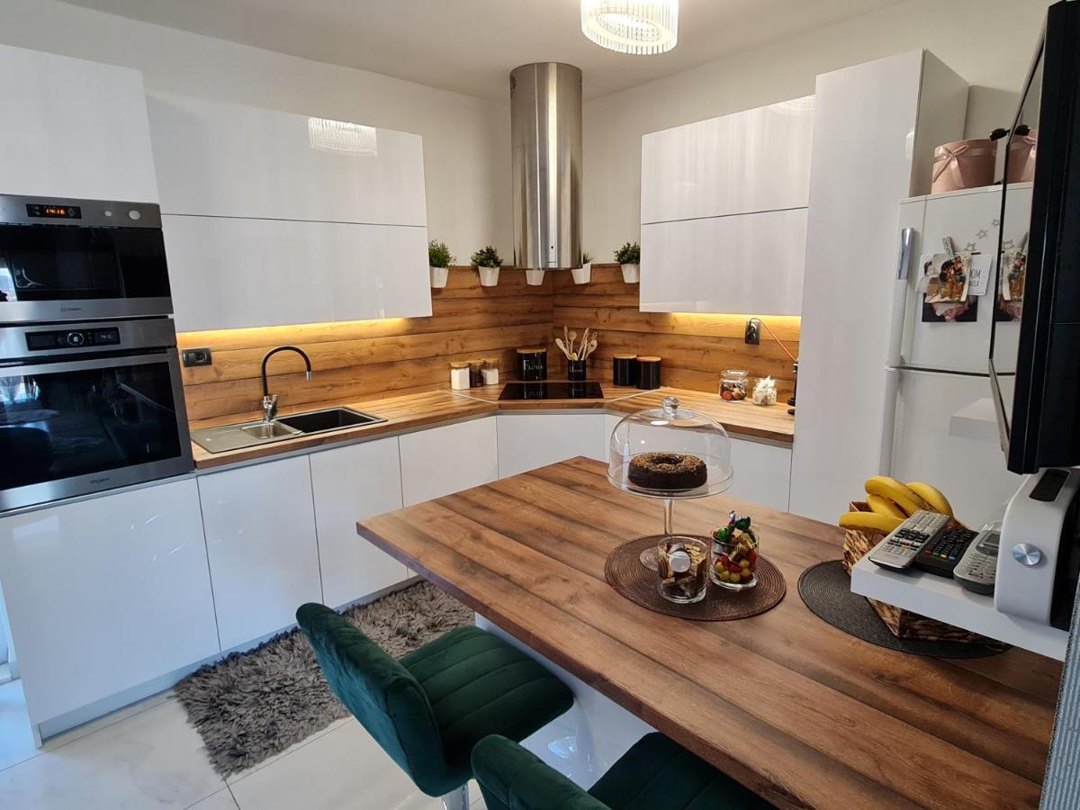 Luxury Apartments Mia Podstrana Eksteriør bilde