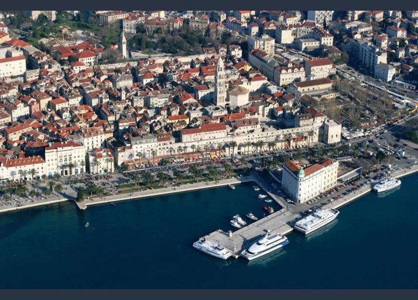 Luxury Apartments Mia Podstrana Rom bilde